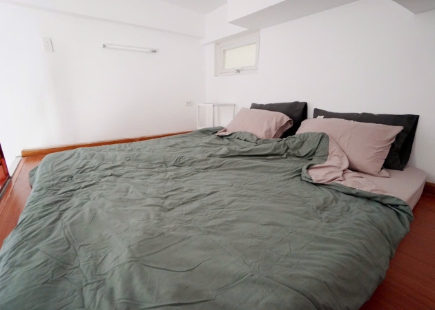 Phòng duplex đầy đủ nội thất cửa sổ lớn